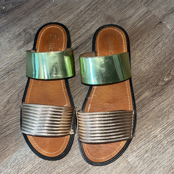 Shoes - Gold chrome sandals/slides